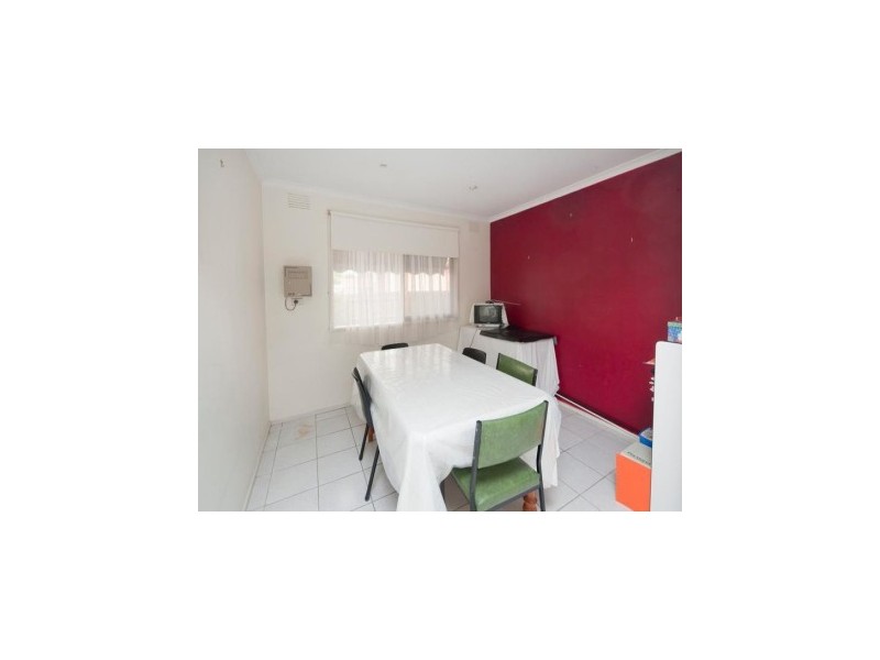 100 Loch Road, Dandenong North VIC 3175