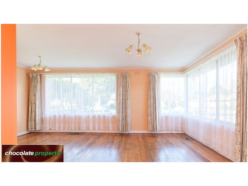 11 Chateau Avenue, Narre Warren VIC 3805