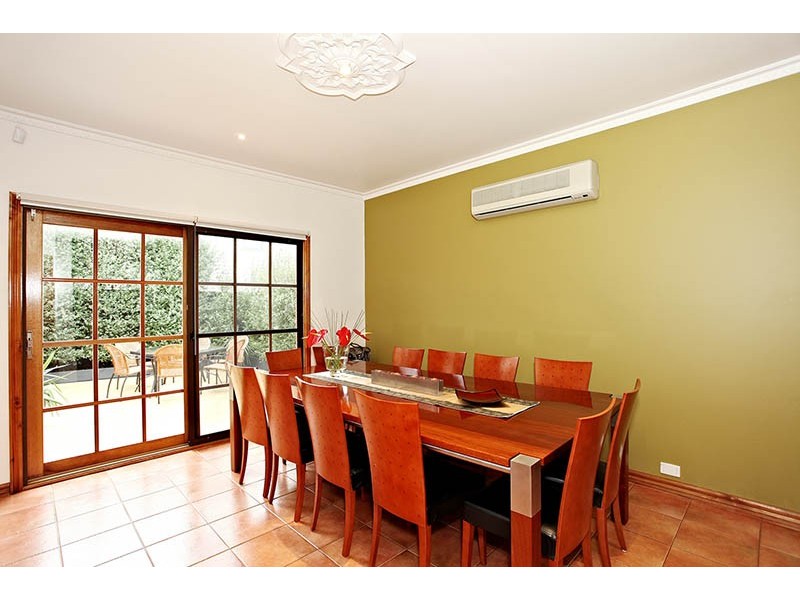 50A Wheatley Rd, Mckinnon VIC 3204