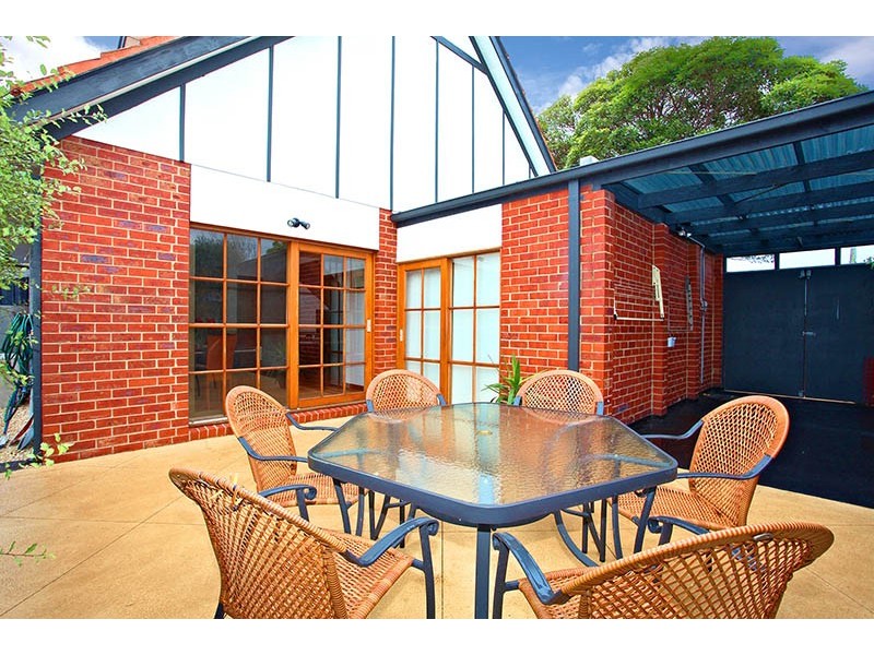 50A Wheatley Rd, Mckinnon VIC 3204