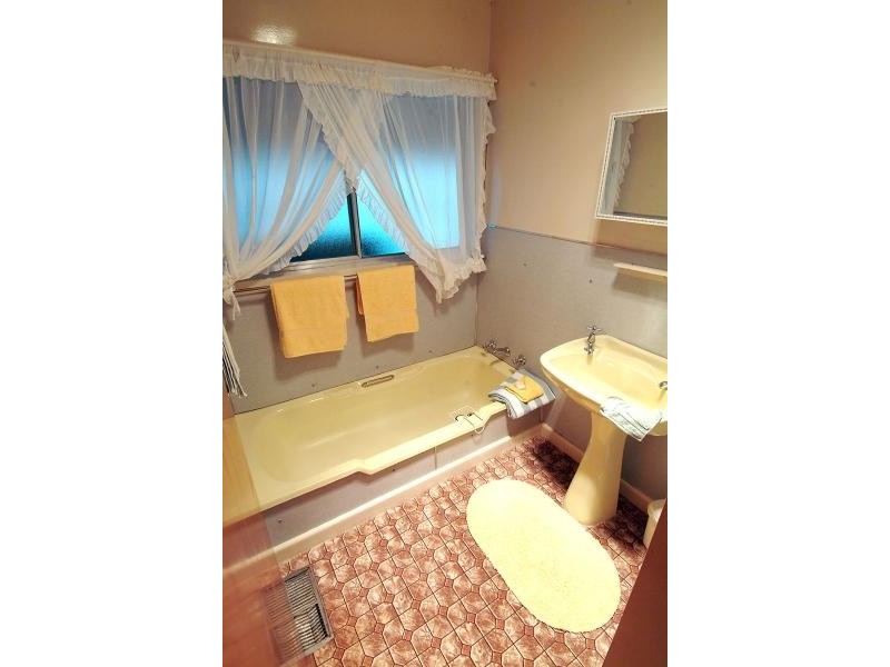 8 Jetty Road, Cygnet TAS 7112