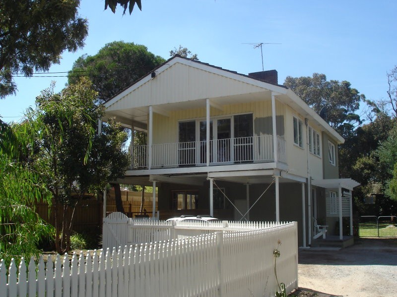 47 Kananook Avenue, Seaford VIC 3198