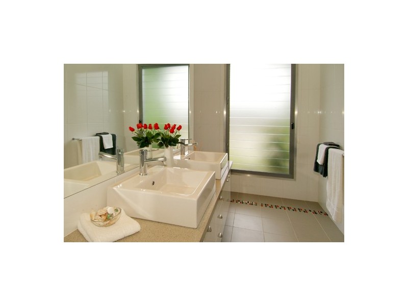 2 Red Ash Lane, Sapphire Beach NSW 2450