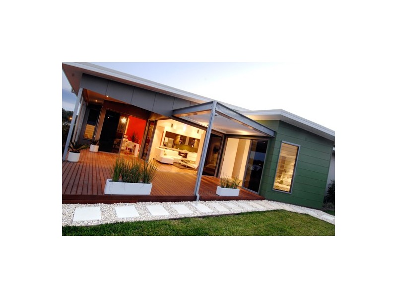 2 Red Ash Lane, Sapphire Beach NSW 2450