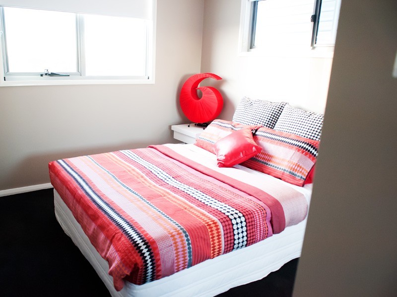 2/24 Whitetip Street, Chisholm NSW 2322