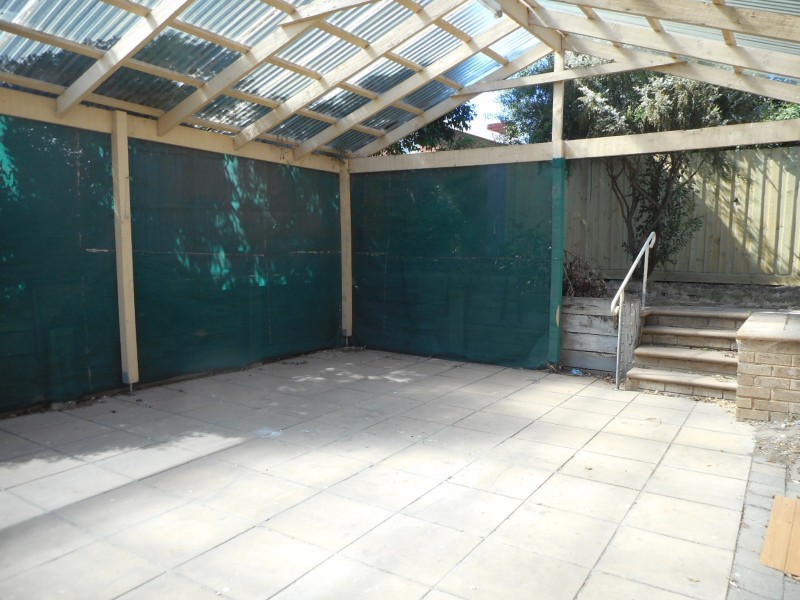 35 CLIFTON WAY, Endeavour Hills VIC 3802