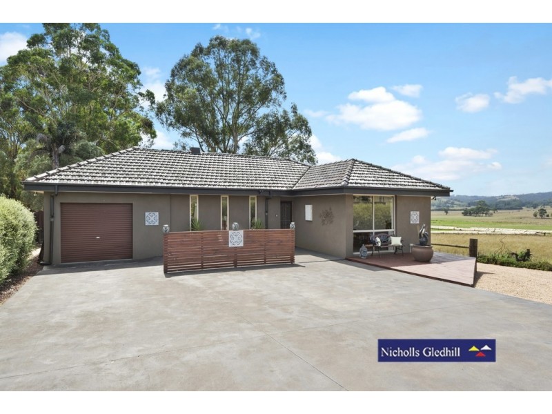 403 Lysterfield Road, Lysterfield VIC 3156