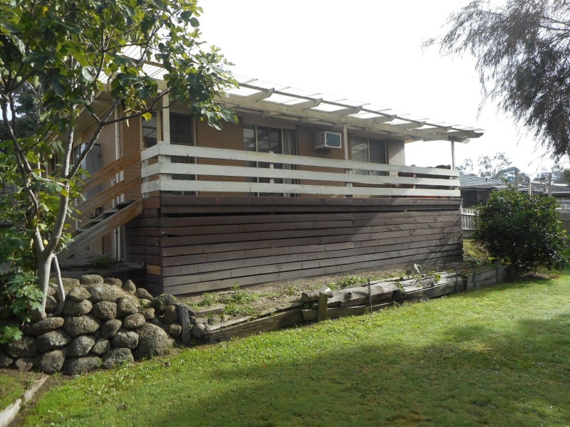 4 THURMOND COURT, Endeavour Hills VIC 3802