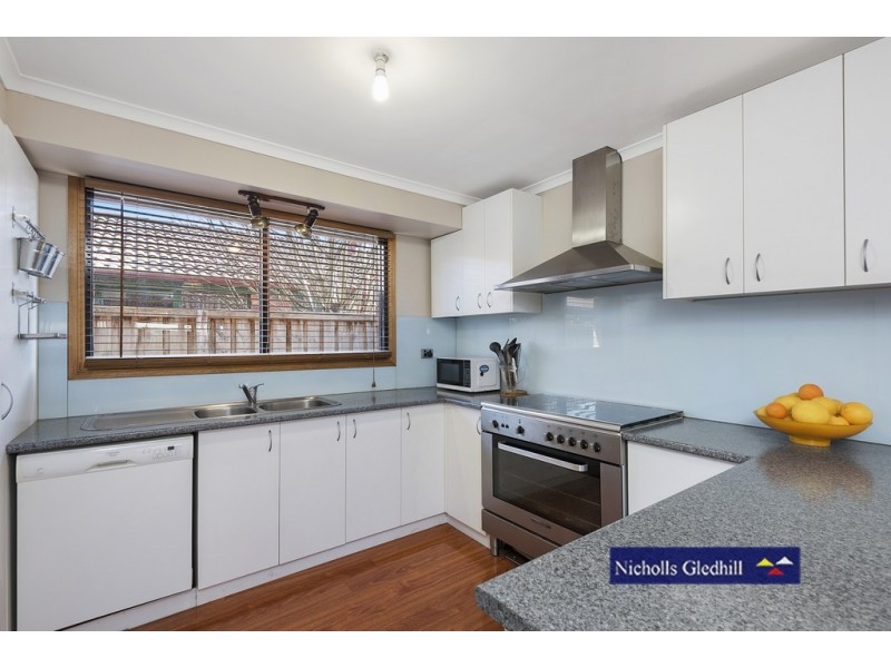 32 HEATHERLEA CRESCENT, Narre Warren VIC 3805