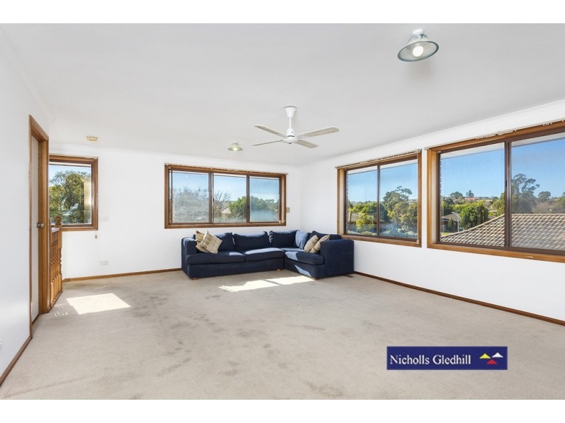 32 HEATHERLEA CRESCENT, Narre Warren VIC 3805