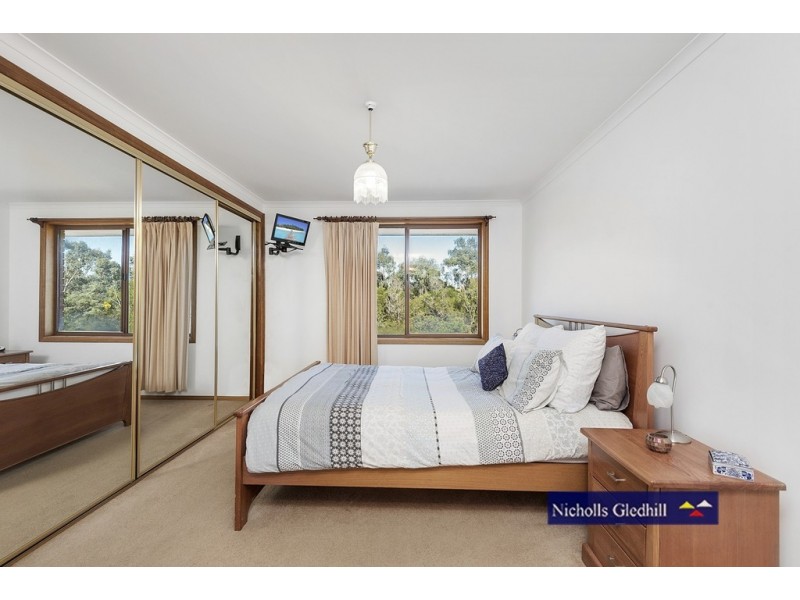 32 HEATHERLEA CRESCENT, Narre Warren VIC 3805