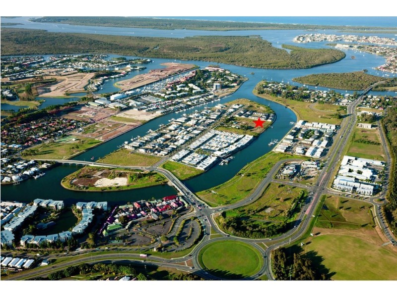 43 Grant Avenue, Hope Island QLD 4212