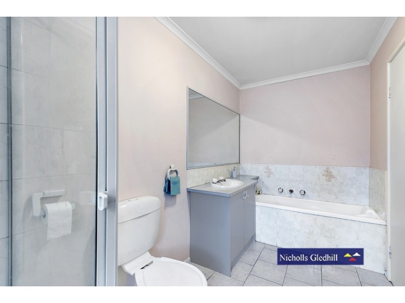 1/11 Temby Close, Endeavour Hills VIC 3802