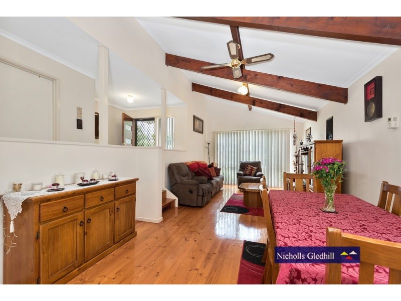 3 Rhyl Close, Endeavour Hills VIC 3802