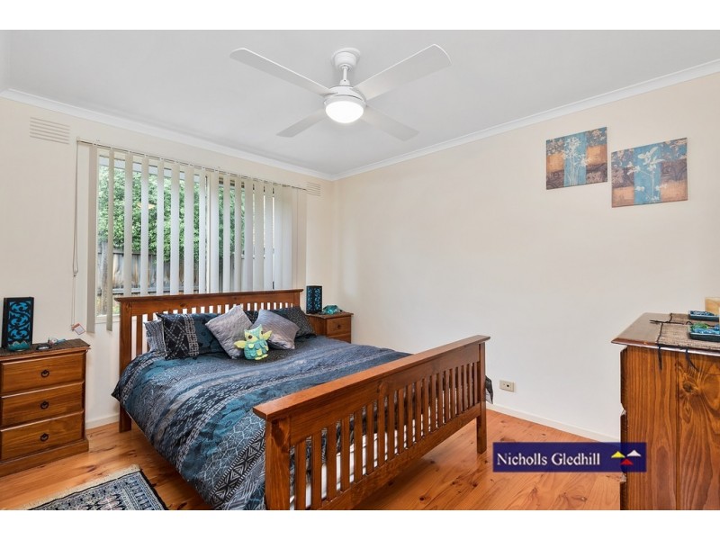3 Rhyl Close, Endeavour Hills VIC 3802