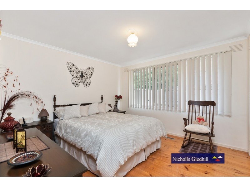 3 Rhyl Close, Endeavour Hills VIC 3802