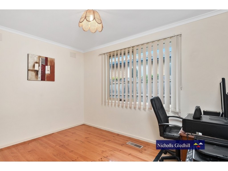3 Rhyl Close, Endeavour Hills VIC 3802