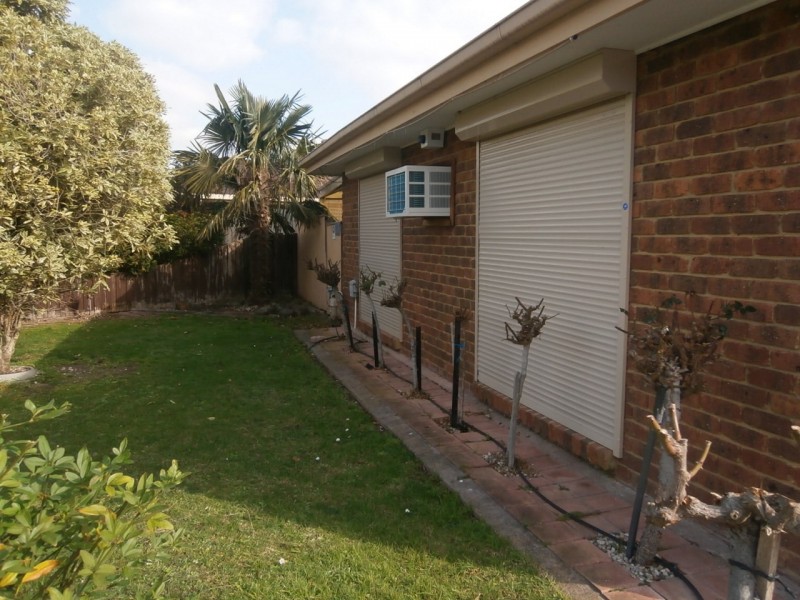 30 ARTHUR PHILLIP DRIVE, Endeavour Hills VIC 3802