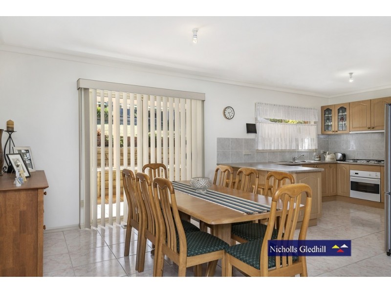 10 DAFFODIL COURT, Endeavour Hills VIC 3802