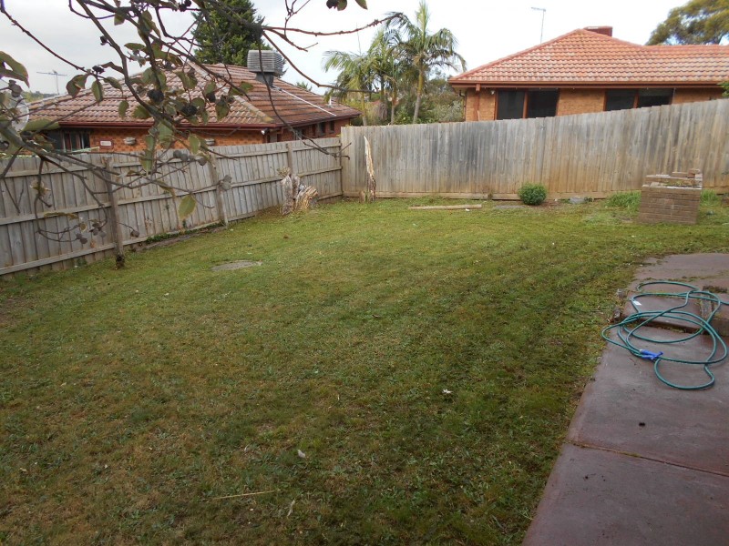 18 HEADINGLY COURT, Endeavour Hills VIC 3802