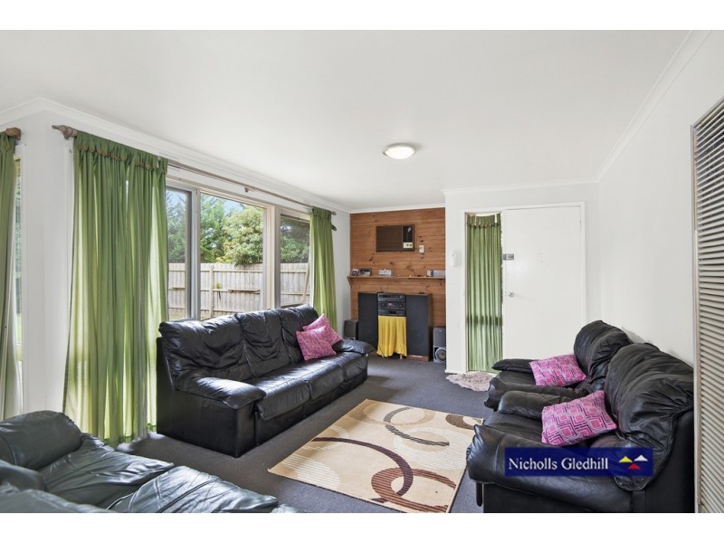 1 Goodjohn Court, Endeavour Hills VIC 3802