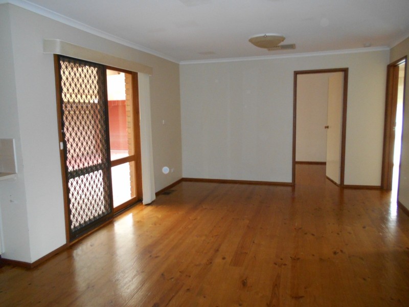 53 SHETLAND STREET, Endeavour Hills VIC 3802