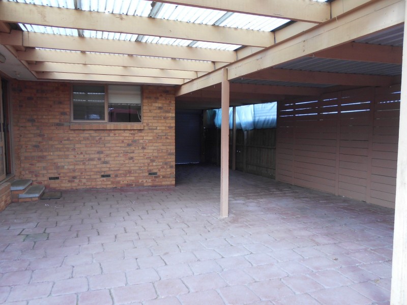 53 SHETLAND STREET, Endeavour Hills VIC 3802