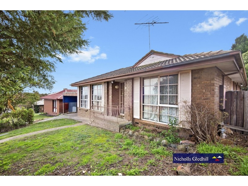69 John Edgcumbe Way, Endeavour Hills VIC 3802