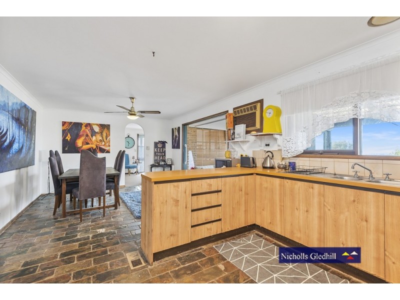 14 COLEDALE CLOSE, Endeavour Hills VIC 3802