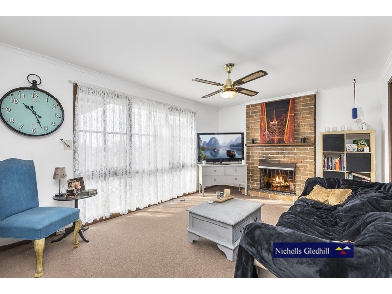 14 COLEDALE CLOSE, Endeavour Hills VIC 3802