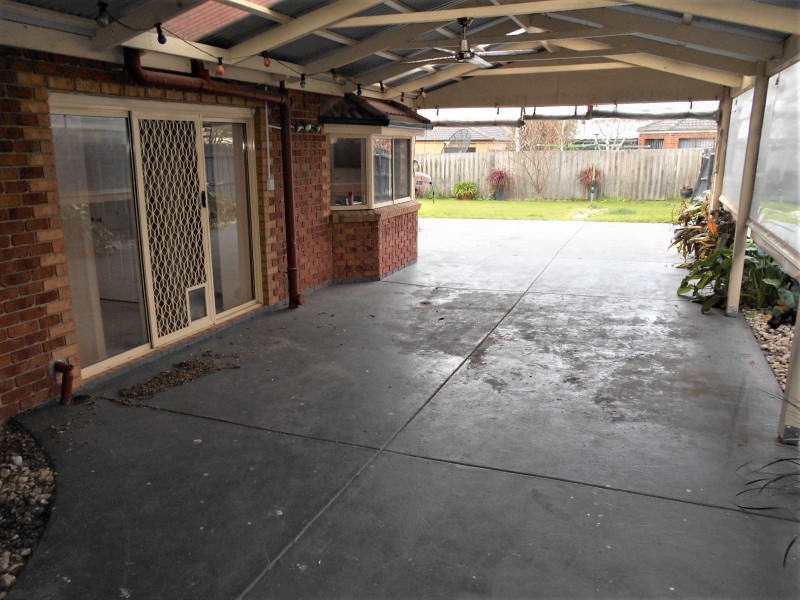 6 SHAMROCK CLOSE, Narre Warren South VIC 3805