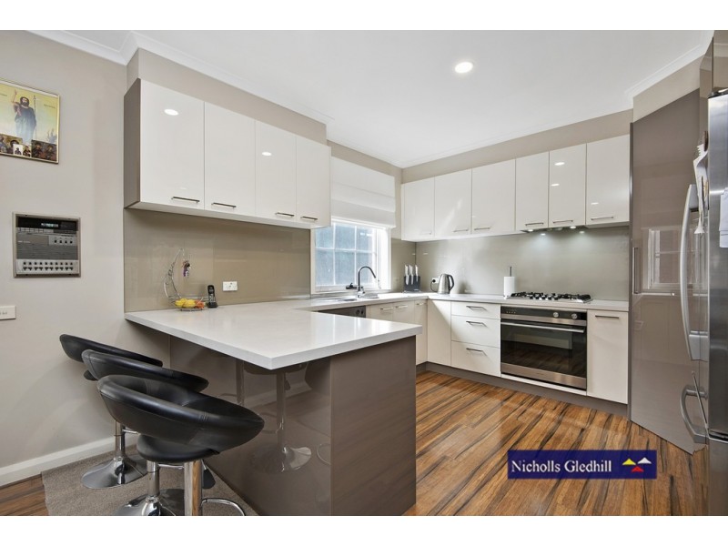 11 Armiston Court, Endeavour Hills VIC 3802