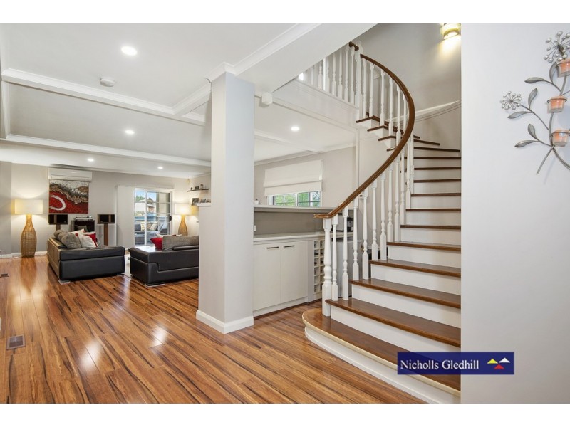 11 Armiston Court, Endeavour Hills VIC 3802