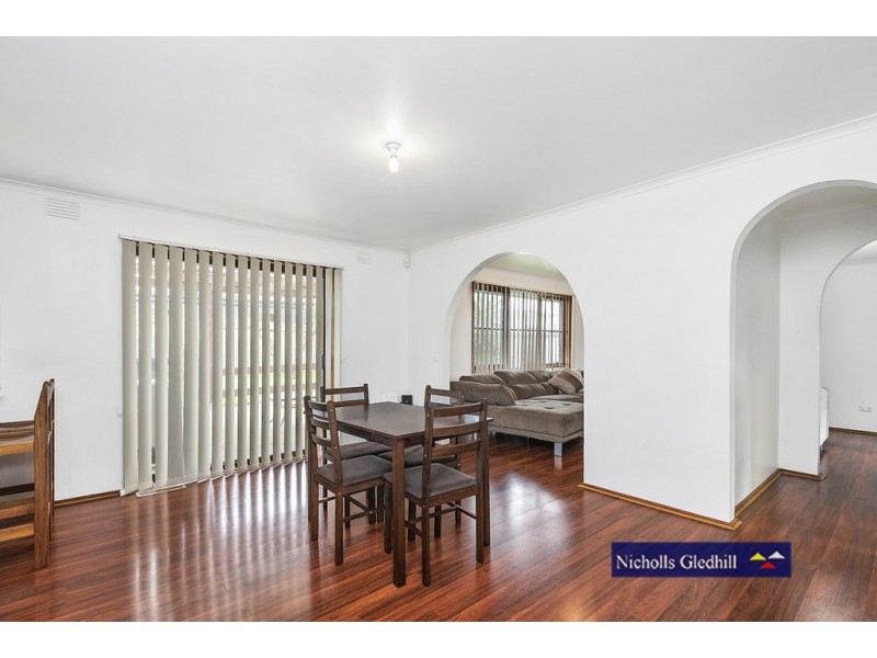 34 SHETLAND STREET, Endeavour Hills VIC 3802