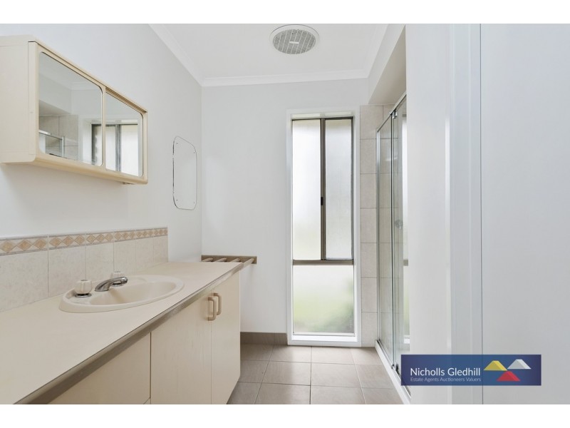 1/53 Gunns Road, Hallam VIC 3803