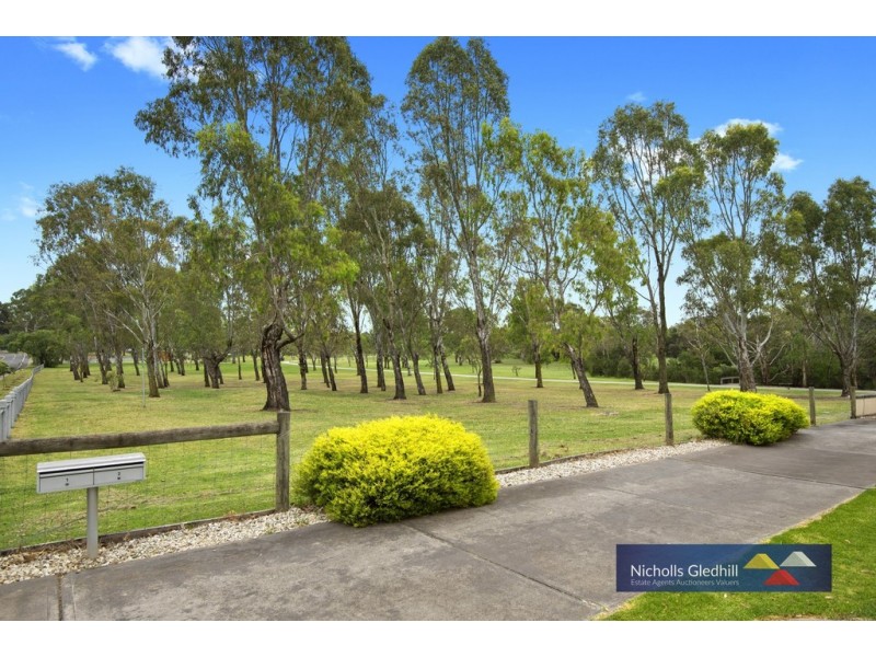 1/53 Gunns Road, Hallam VIC 3803
