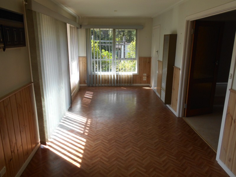 16 GRANTCHESTER ROAD, Narre Warren North VIC 3804