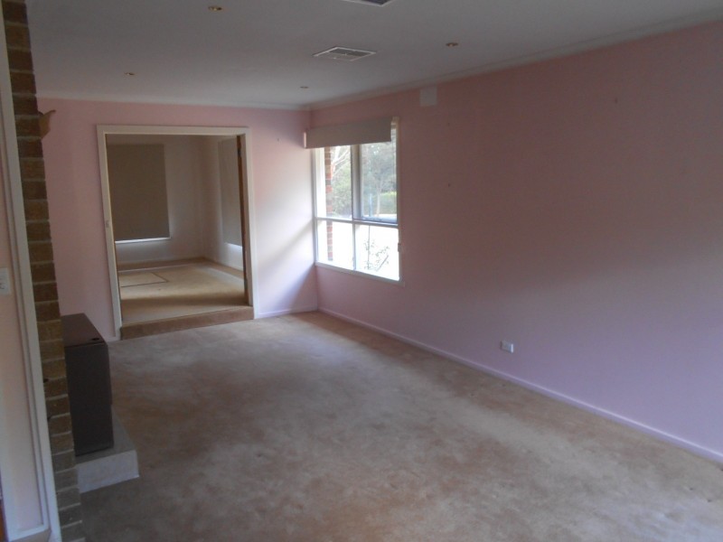 16 GRANTCHESTER ROAD, Narre Warren North VIC 3804