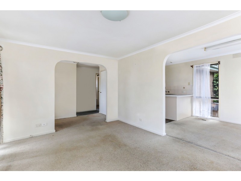 4 Paul Court, Endeavour Hills VIC 3802