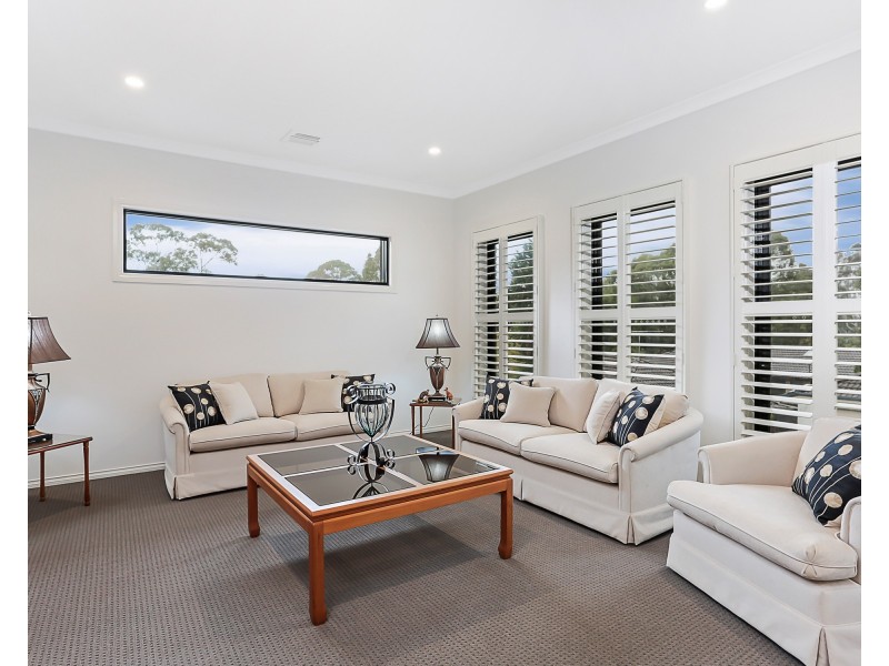 25a John Edgecumbe Way, Endeavour Hills VIC 3802