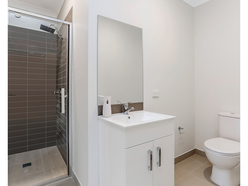 25a John Edgecumbe Way, Endeavour Hills VIC 3802