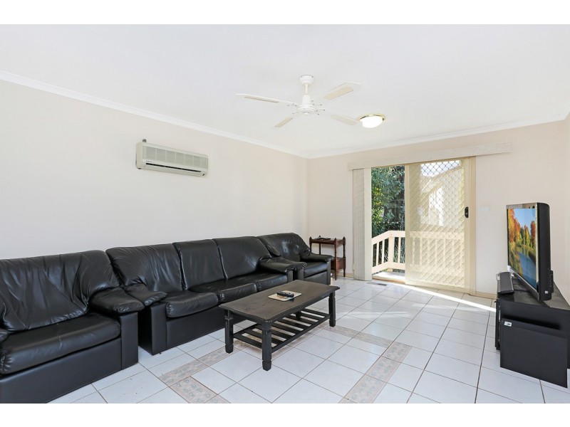 37 David Collins Drive, Endeavour Hills VIC 3802