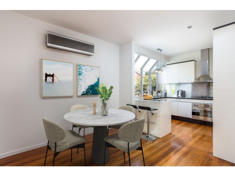 19 Maryrose Crescent, Endeavour Hills VIC 3802