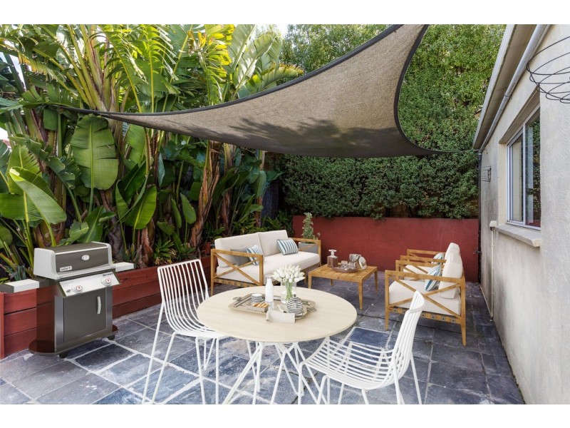 19 Maryrose Crescent, Endeavour Hills VIC 3802