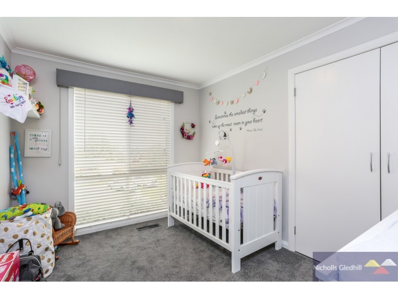 6 Durness Court, Endeavour Hills VIC 3802