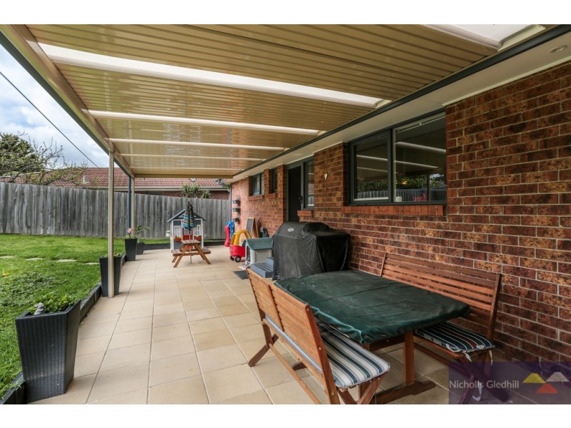 6 Durness Court, Endeavour Hills VIC 3802