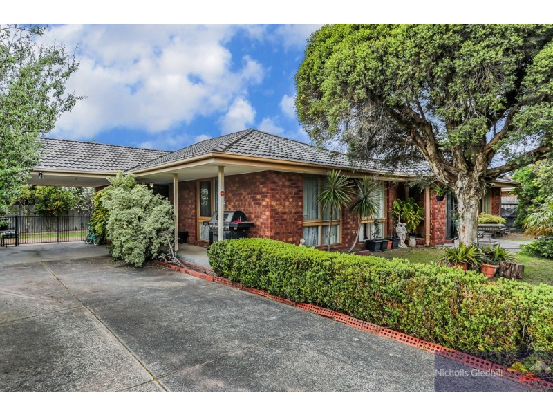 54 Thomas Mitchell Drive, Endeavour Hills VIC 3802