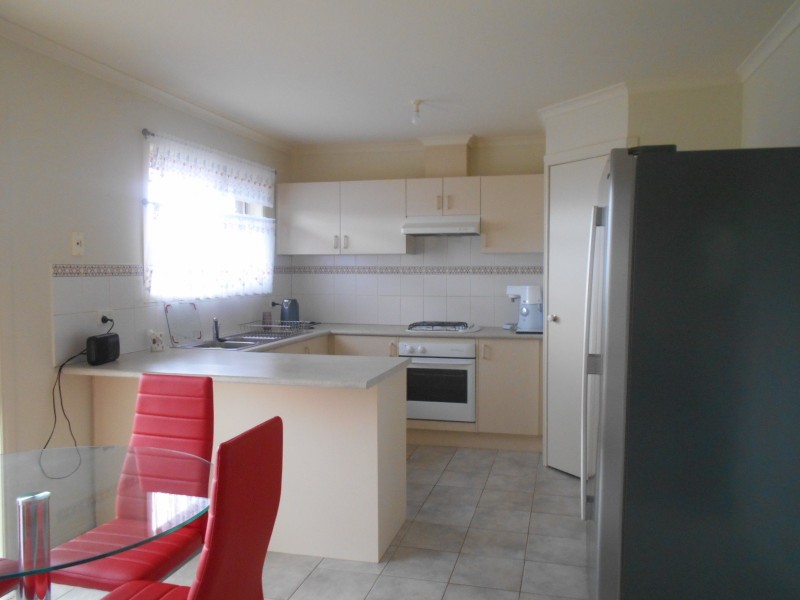 1/7 JOHN HUNTER DRIVE, Endeavour Hills VIC 3802