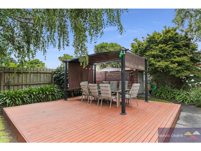 9 Laggan Court, Endeavour Hills VIC 3802