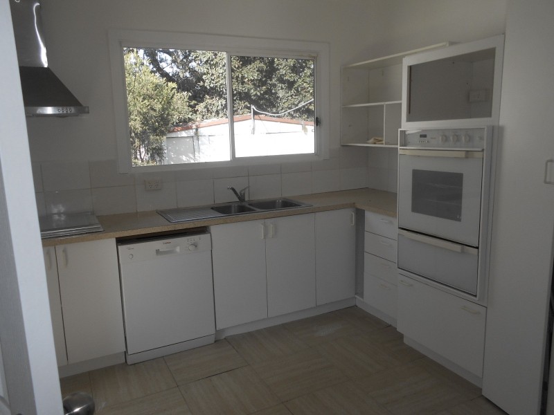 15 BOX STREET, Doveton VIC 3177